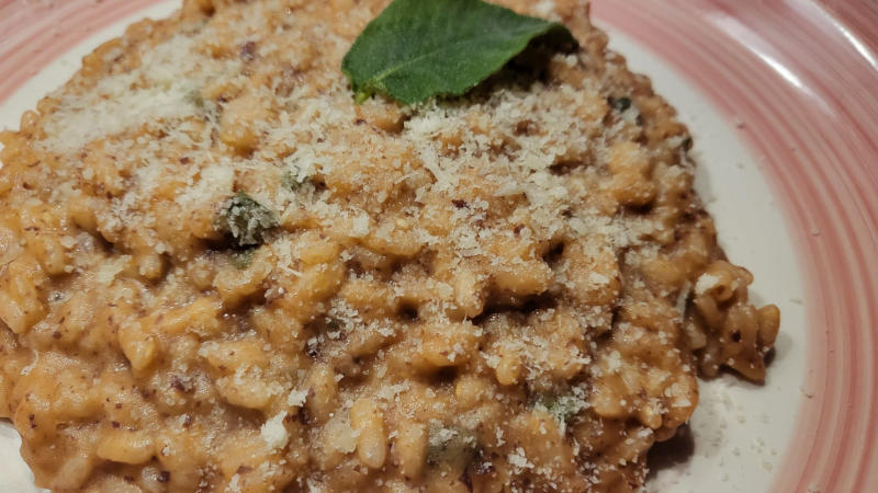 Risotto alla crema di fagioli rossi e salvia