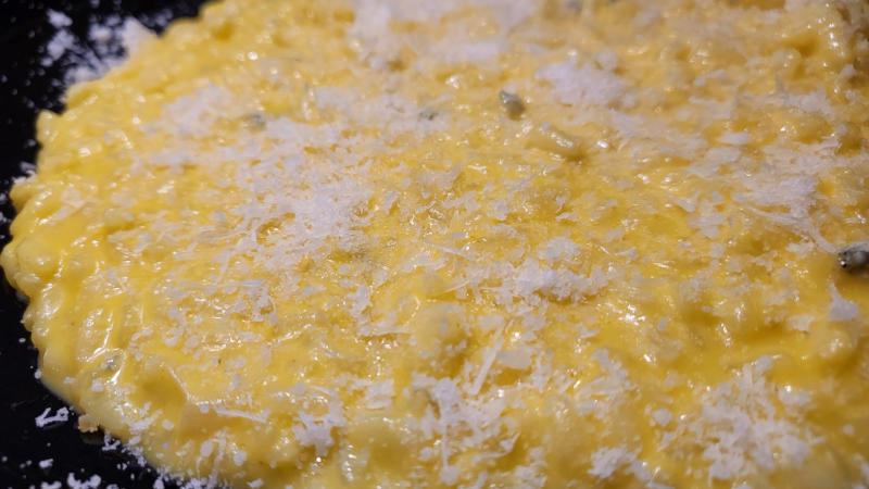 Risotto allo zafferano e gorgonzola