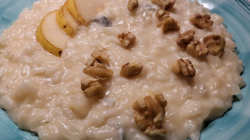 Risotto al gorgonzola, pere e noci